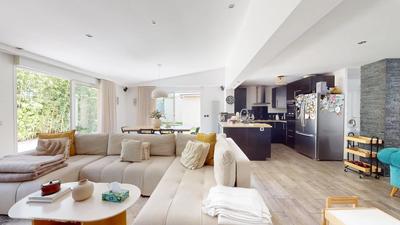 Maison - 112 m² - 6 pièces