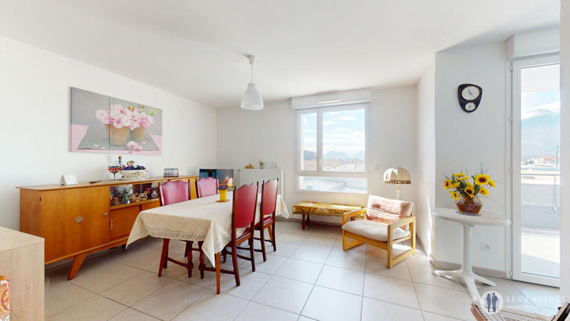 Appartement - 65 m² - 3 pièces