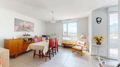 Appartement - 65 m² - 3 pièces