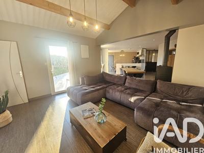 Maison - 140 m² - 7 pièces