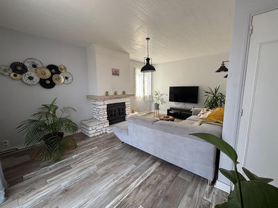 Maison - 180 m² - 7 pièces