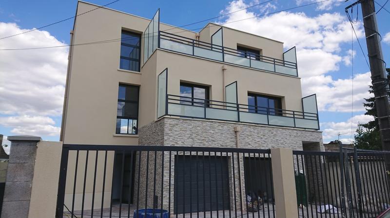 Immeuble - 250 m² - 8 pièces