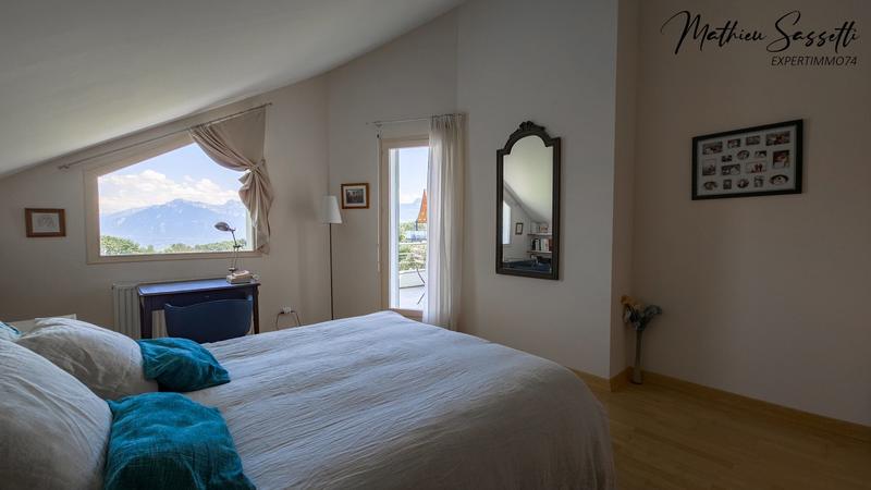 Maison contemporaine - 206 m² - 6 pièces