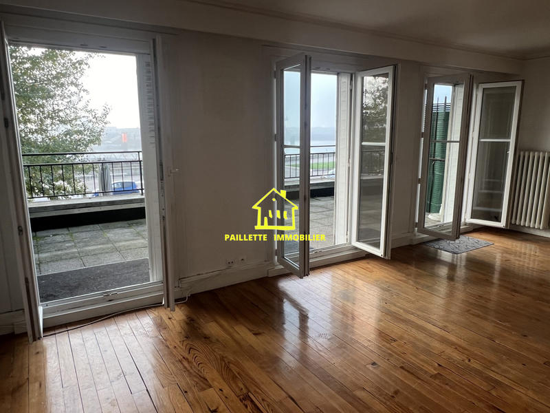 Appartement - 84 m² - 4 pièces