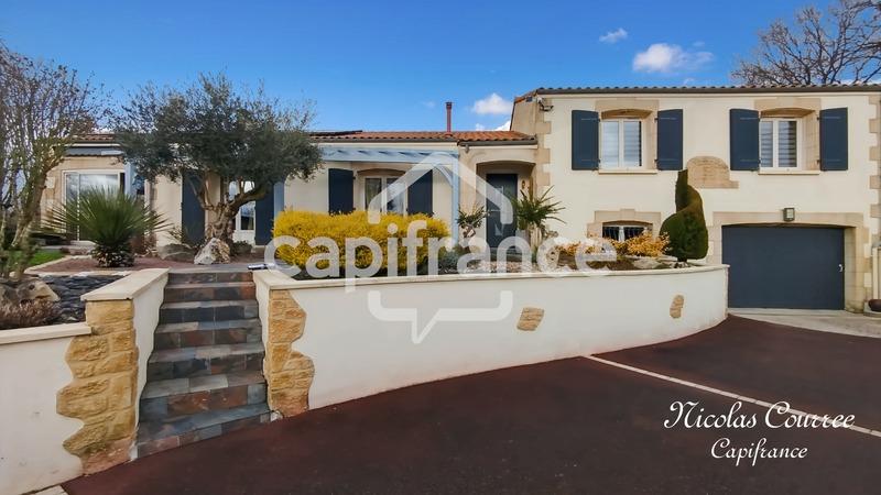 Maison - 140 m² - 6 pièces