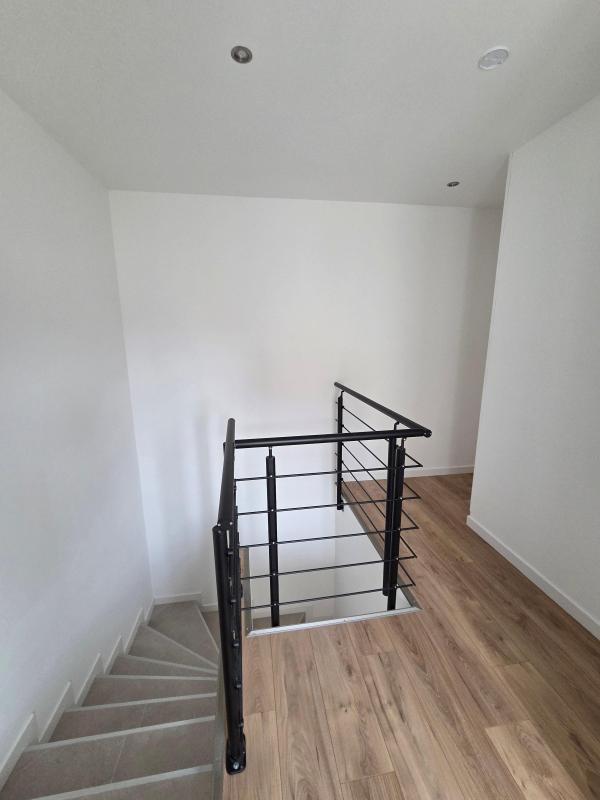 Maison - 102 m² - 4 pièces