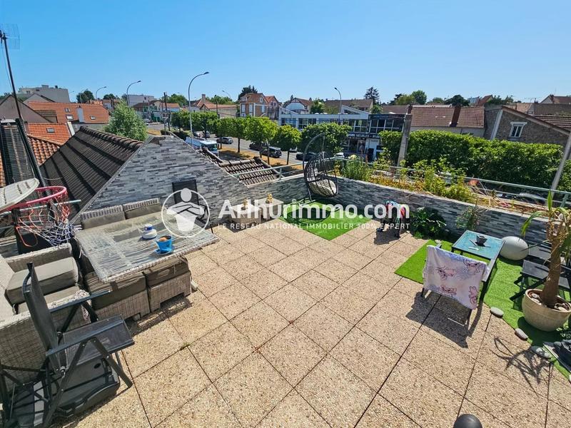 Appartement - 100 m² - 5 pièces