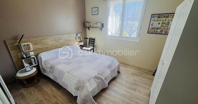 Maison - 247 m² - 10 pièces