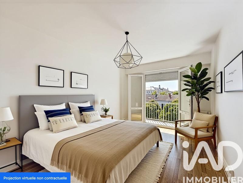 Appartement - 90 m² - 4 pièces