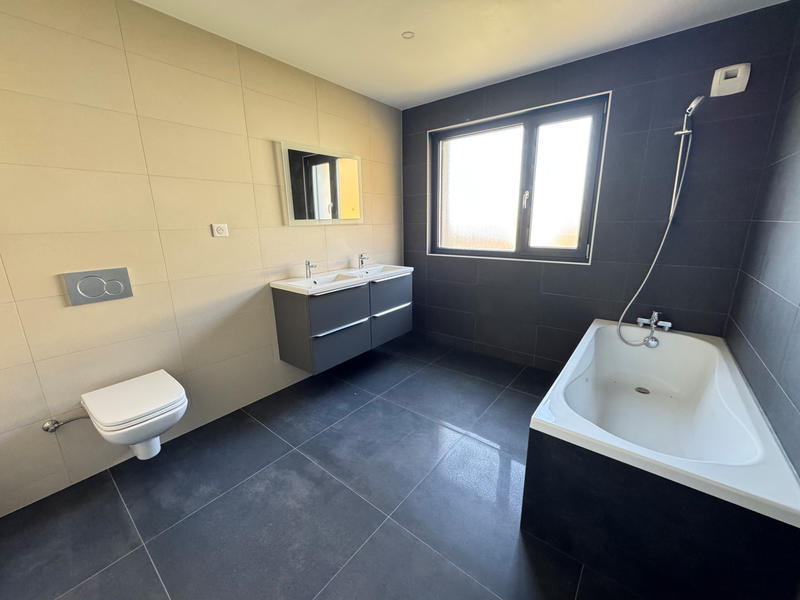 Maison - 155 m² - 6 pièces