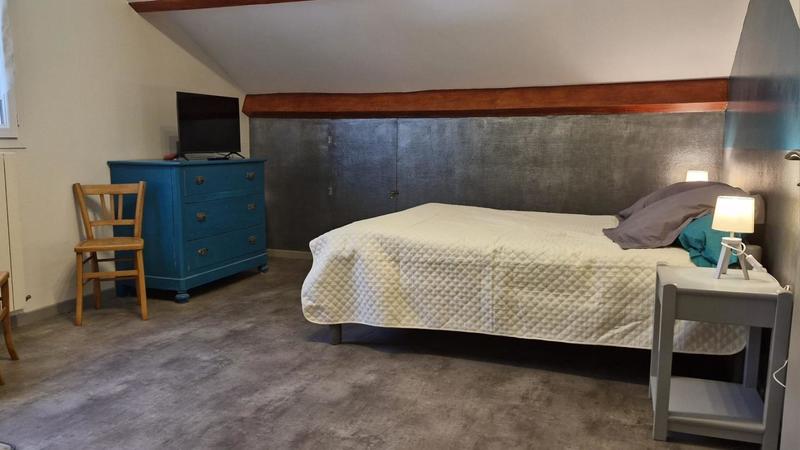 Maison - 300 m² - 11 pièces