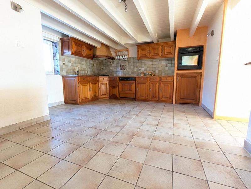 Maison - 92 m² - 5 pièces