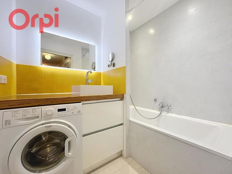 Appartement - 83 m² - 3 pièces