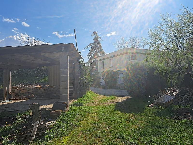 Maison - 273 m² - 8 pièces