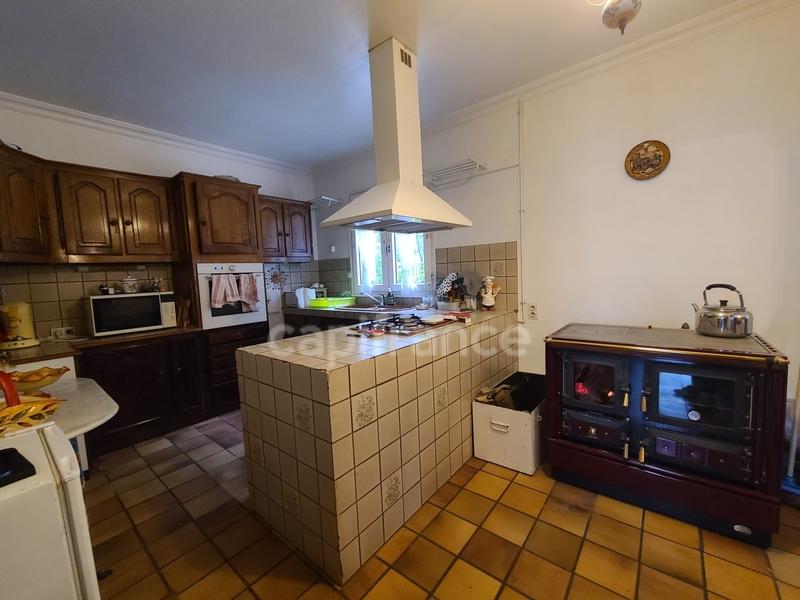 Maison - 180 m² - 7 pièces