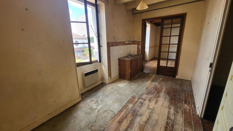 Maison - 200 m² - 8 pièces