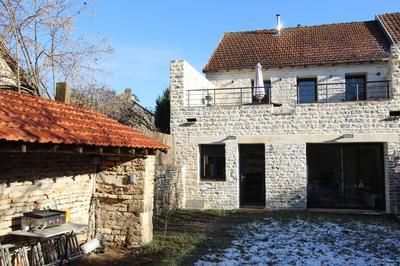 Maison en pierre - 110 m² - 6 pièces