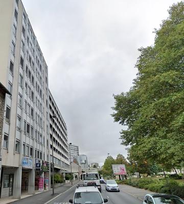 Bureau - 200 m² - 1 pièce