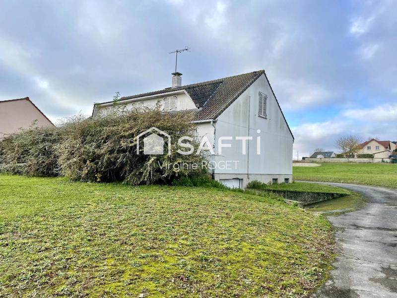 Maison de village - 190 m² - 9 pièces