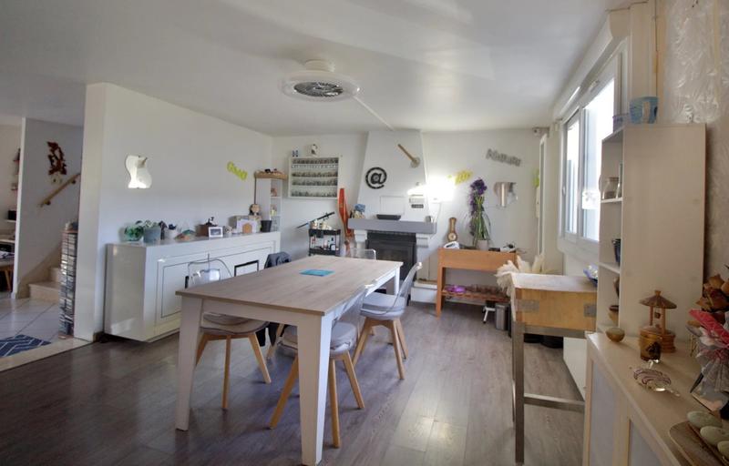 Maison - 140 m² - 6 pièces