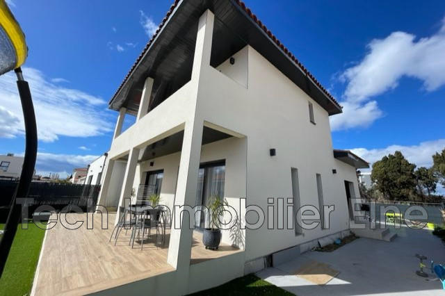 Maison - 110 m² - 4 pièces