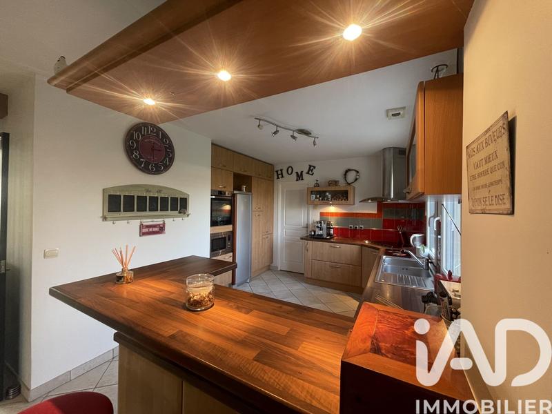 Maison - 158 m² - 8 pièces
