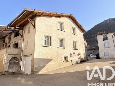 Maison de village - 77 m² - 3 pièces