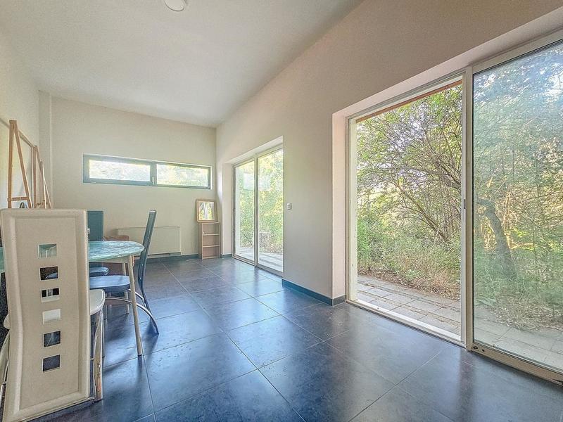 Maison - 260 m² - 9 pièces