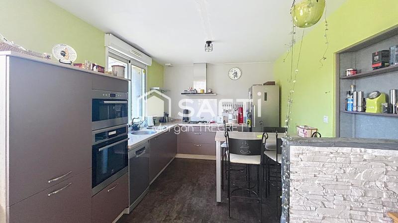 Maison - 173 m² - 8 pièces