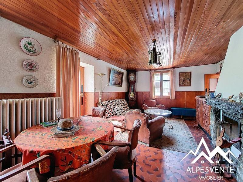 Ferme - 93 m² - 8 pièces