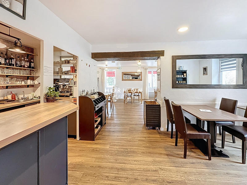 Fonds de commerce - 500 m²