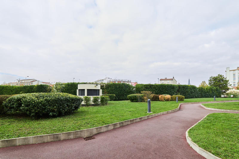 Appartement - 79 m² - 4 pièces