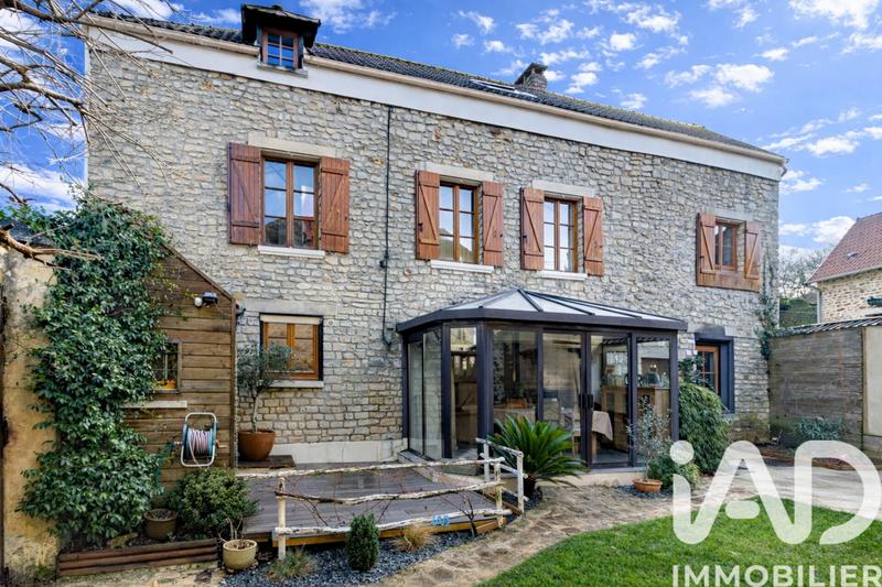 Maison - 155 m² - 6 pièces