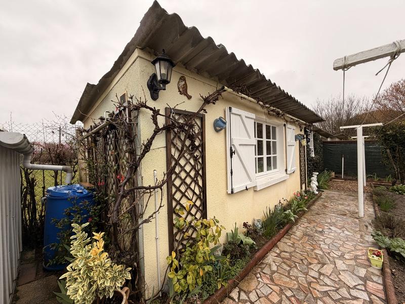 Maison - 98 m² - 6 pièces