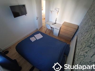 Chambre - 9 m² - 1 pièce