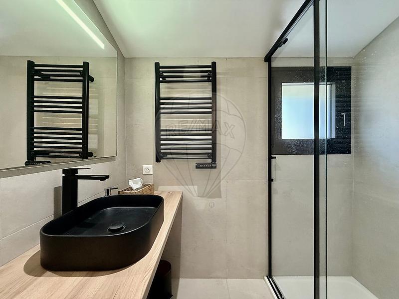 Propriété - 164 m² - 5 pièces