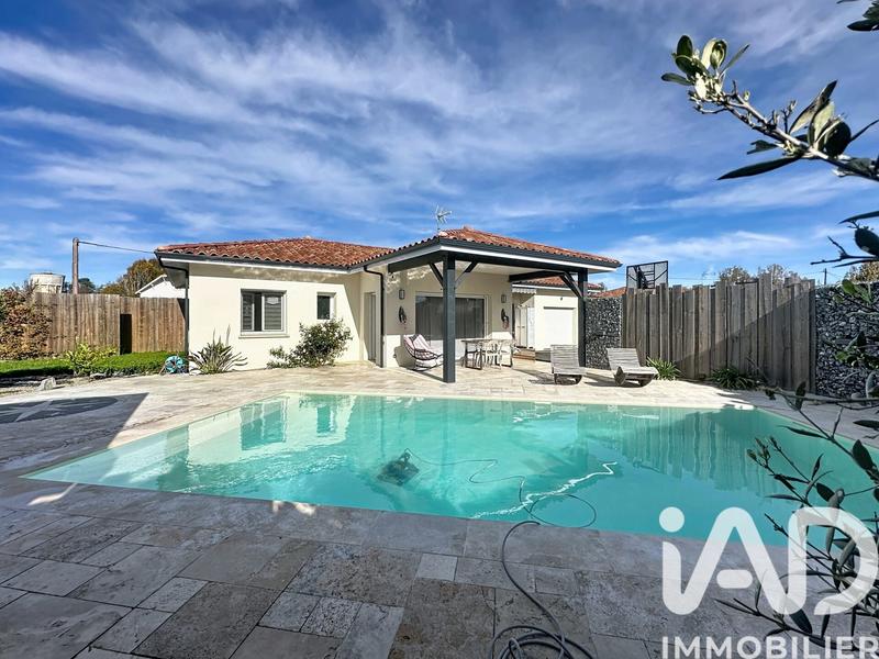 Maison - 100 m² - 4 pièces