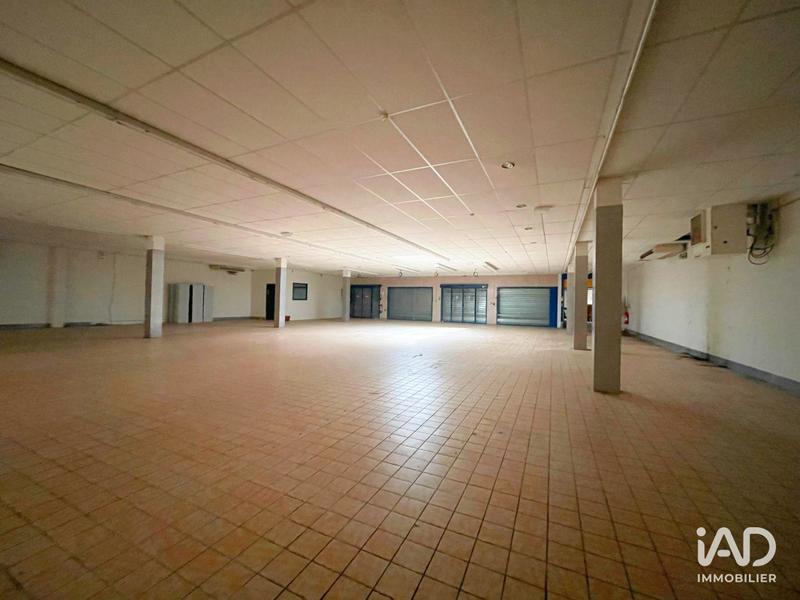 Local commercial - 950 m²
