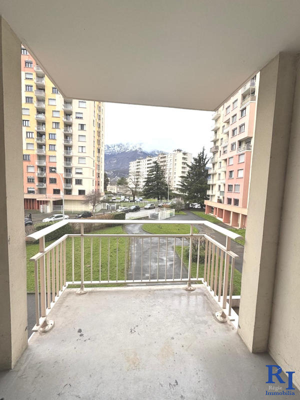 Appartement - 81 m² - 4 pièces