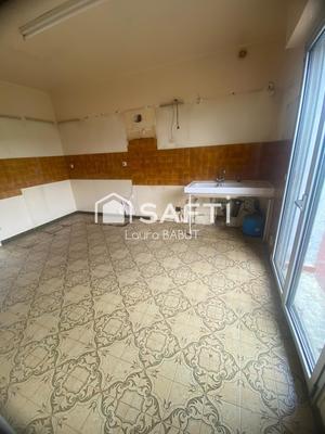 Maison - 181 m² - 6 pièces