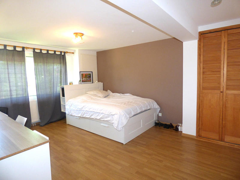 Maison - 166 m² - 8 pièces