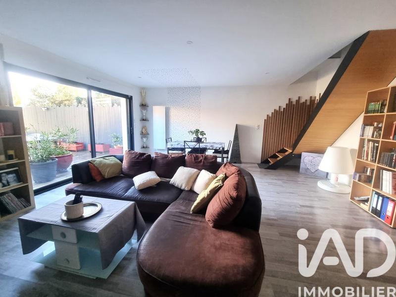 Maison - 161 m² - 6 pièces