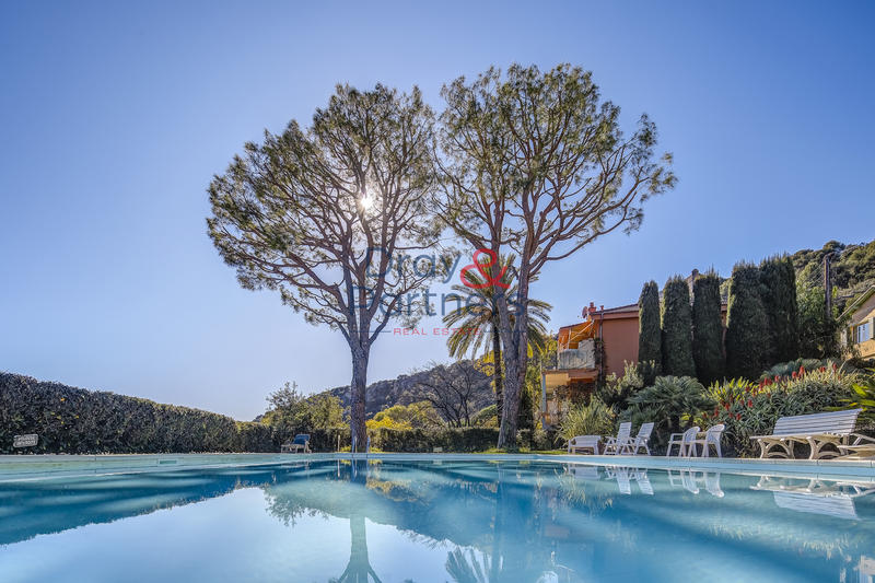 Appartement - 80 m² - 3 pièces