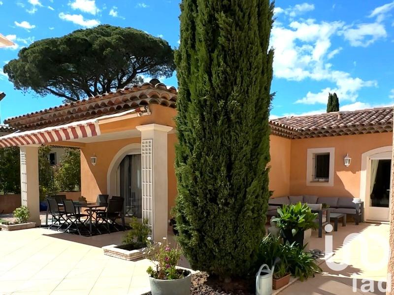 Maison - 205 m² - 6 pièces