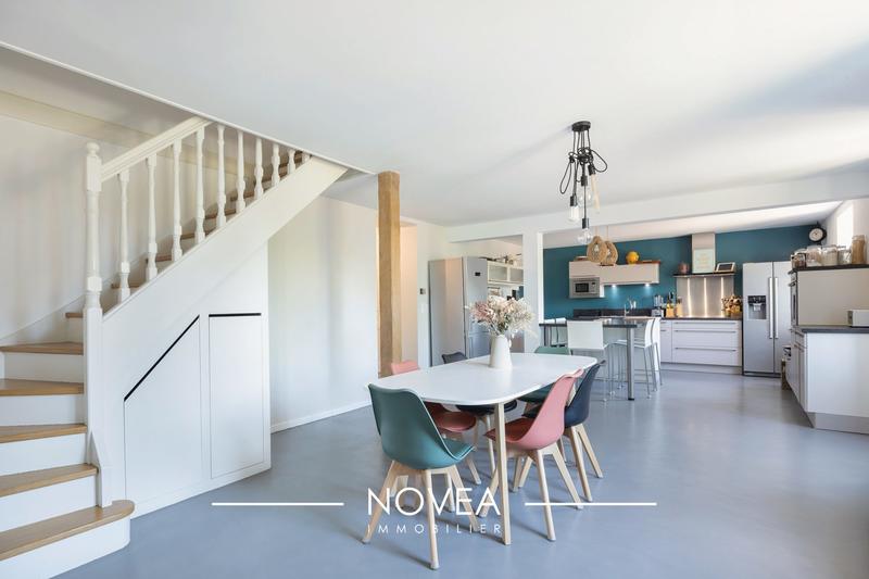 Maison ancienne - 245 m² - 8 pièces