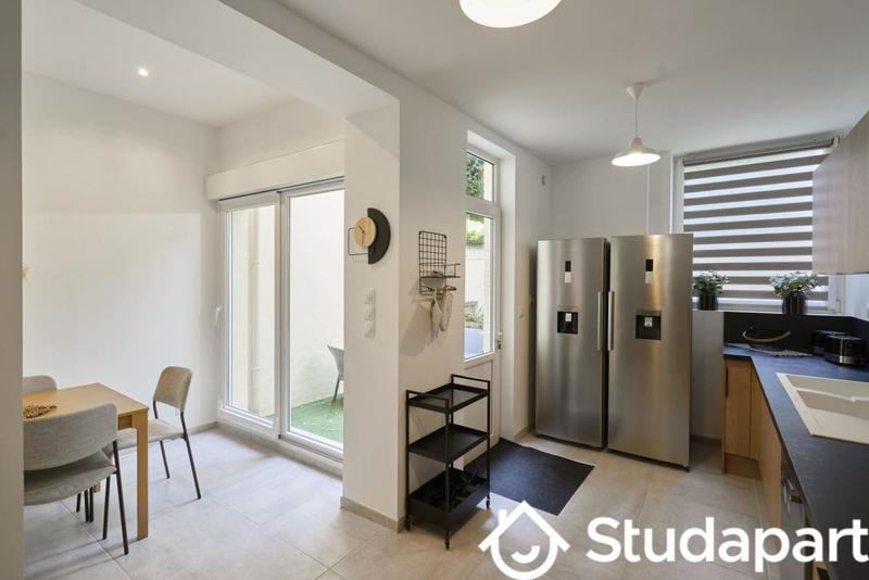 Chambre - 12 m² - 1 pièce