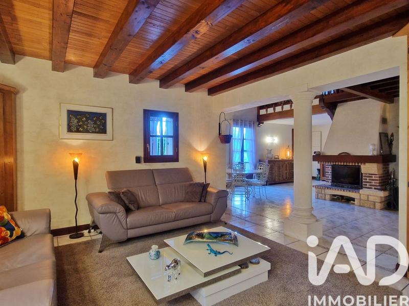 Maison - 180 m² - 5 pièces