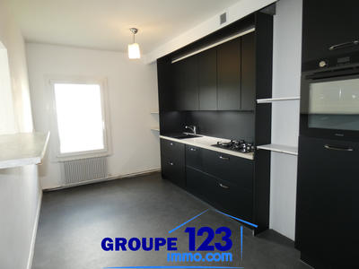 Appartement - 85 m² - 3 pièces