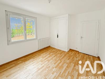Maison - 98 m² - 5 pièces
