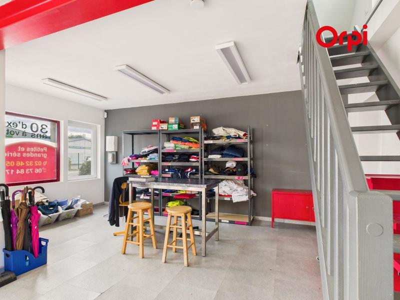 Local commercial - 135 m²